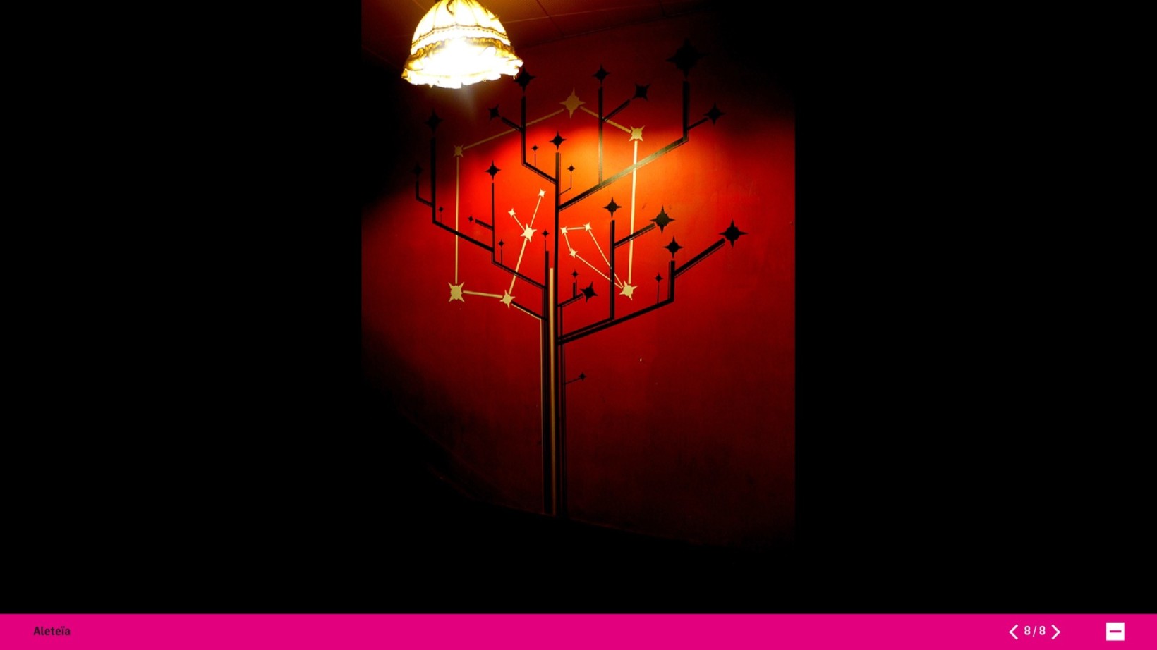 ⭐⭐⭐ Manu Lechat- Webdesigner, intégrateur, développeur Web freelance Borne tactile de muséograhie réalisée dans le cadre d'une exposition 'Le musée Passager'