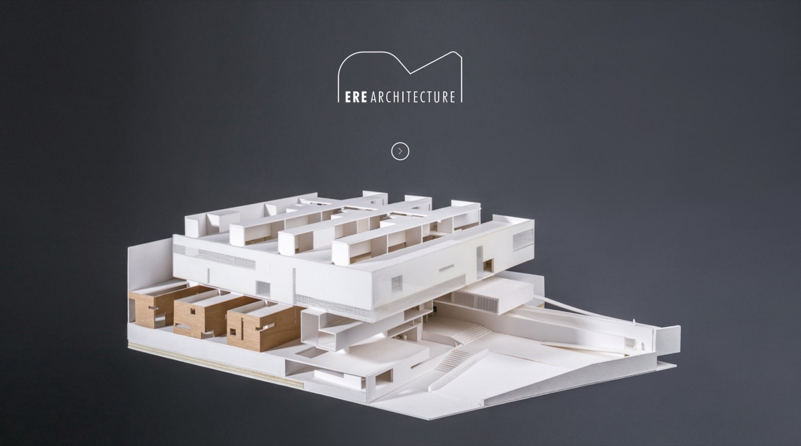 ⭐⭐⭐ Manu Lechat- Webdesigner, intégrateur, développeur Web freelance Réalisation du site de l'agence d'architecture ERE Architecte. Projet assez minimaliste dans la présentation pour une mise en avant claire et concise des projets réalisés pas l'agence d'architecture.