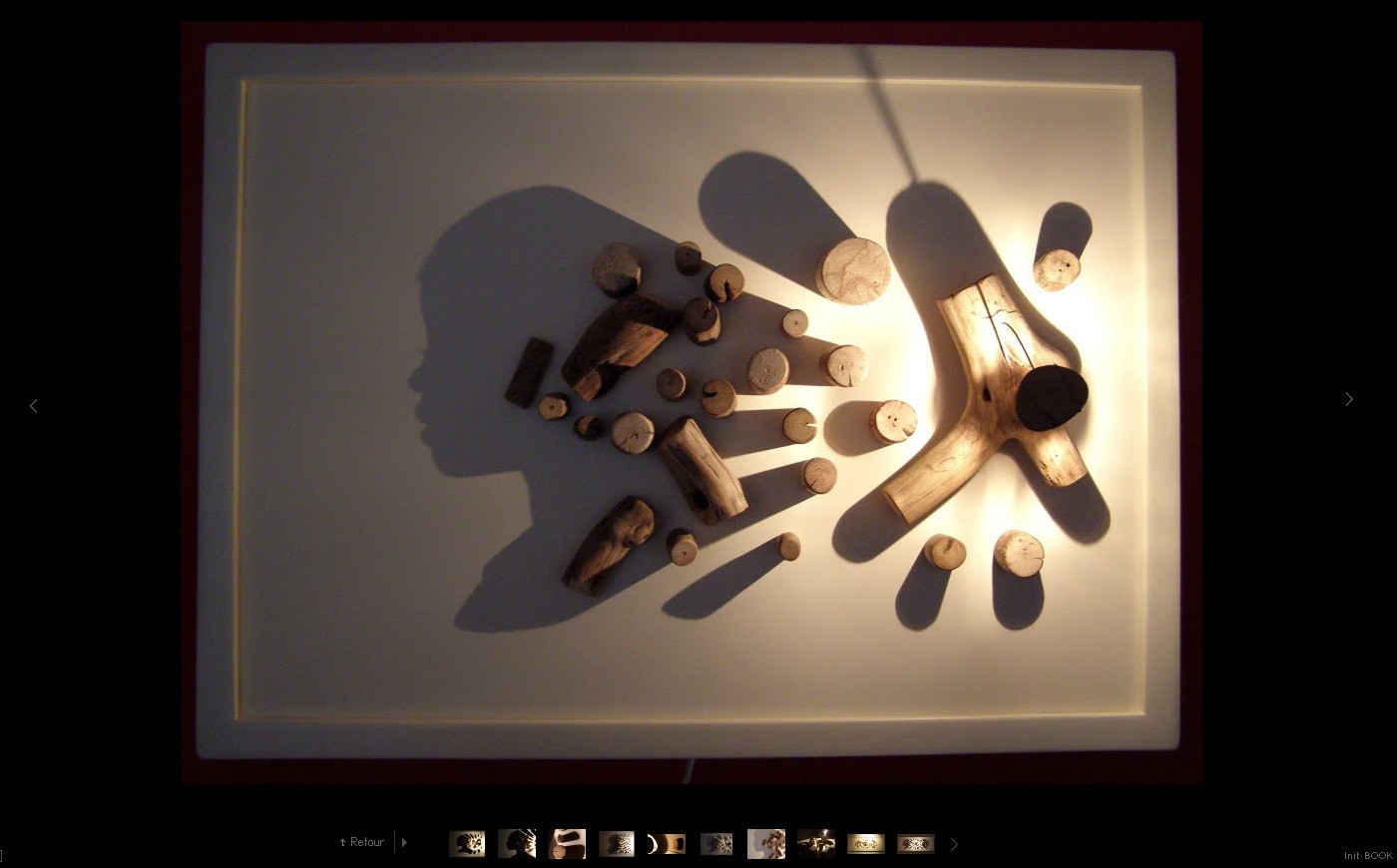 ⭐⭐⭐ Manu Lechat- Webdesigner, intégrateur, développeur Web freelance Webdesign et programmation du portfolio de l'artiste Simon Touhaux. Réalisation d'un graphisme simple et intuitif. Mise en page responsive sur-mesure.